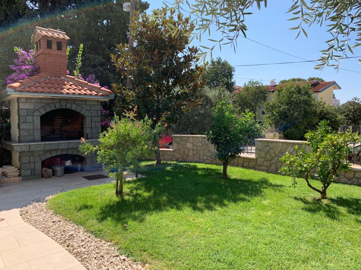 Apartments Dumancic Biograd Na Moru Exterior photo